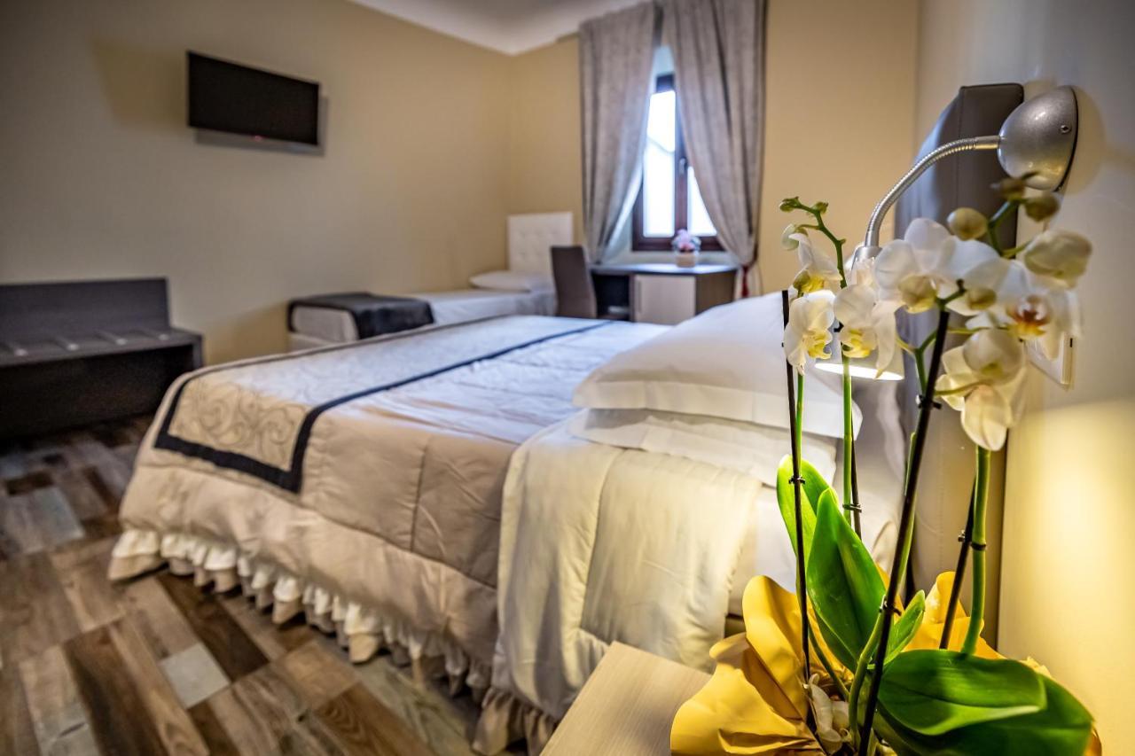 Residenza Fanti Hotel Firenze Bagian luar foto