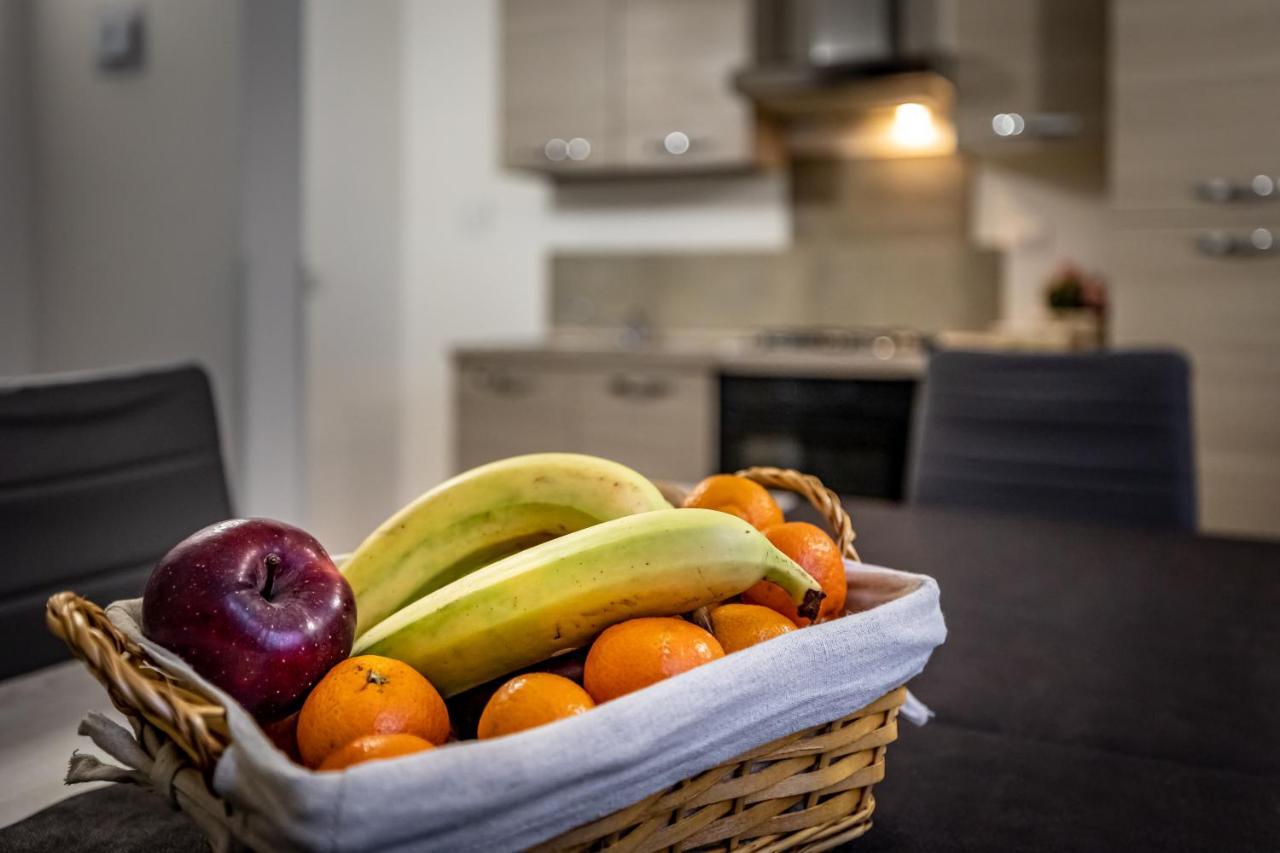 Residenza Fanti Hotel Firenze Bagian luar foto